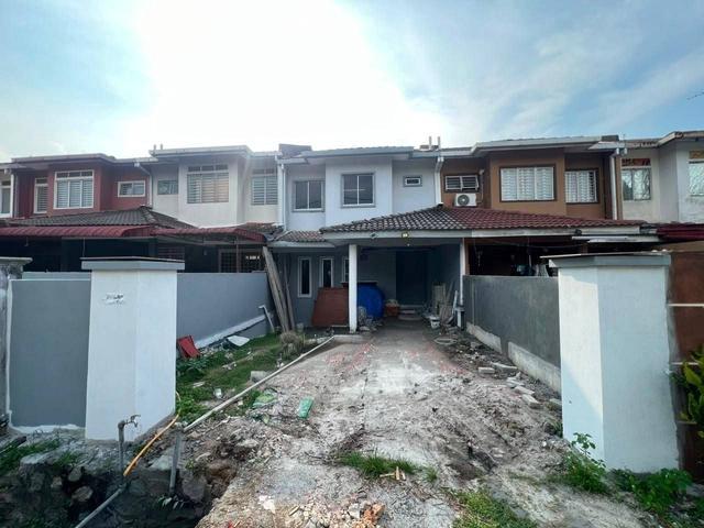 Rumah 2 Tingkat Jln Anggerik 4A Bukit Sentosa 7 Facing Open Siap Reno