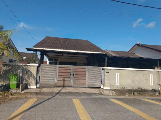 FOR SALE Rumah SemiD Setingkat di Bukit Rangin 1 Kuantan