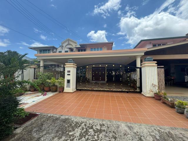 For Sale Semi Detached Link House in Taman Tyng Batu 6 Sandakan
