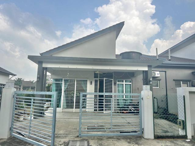 For Sale SemiD Setingkat Taman Bentara Telok Panglima Garang