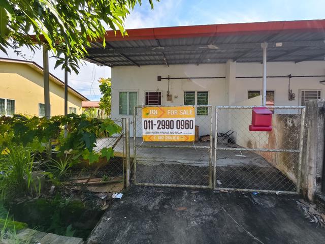 For Sale SINGLE STOREY CORNER TERRACE HOUSE GADING HEIGHT LUNDU
