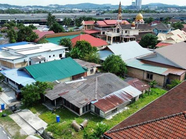 FOR SALE Single Storey Detached Kampung Melayu Subang Tambahan