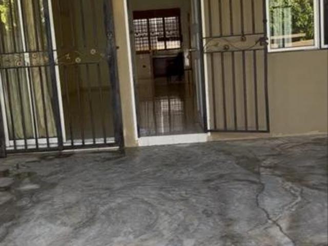 FOR SALE Single Storey Link House Seremban 3