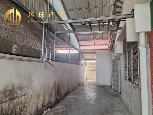 For Sale Single storey SemiD Taman Usaha
