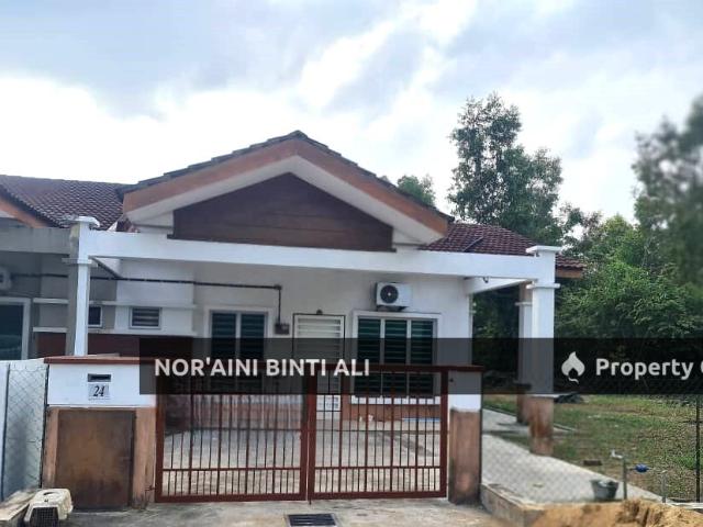 FOR SALE–SINGLE STOREY TERRACE CORNER LOT ‼️ _No 24, Lorong D’Marina 3, Taman D’Marina, Kuantan