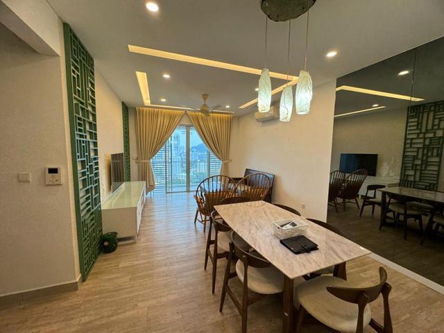 For Sale Surin Seaview condo Tanjung Bungah 2 CarPark Fully Furnished