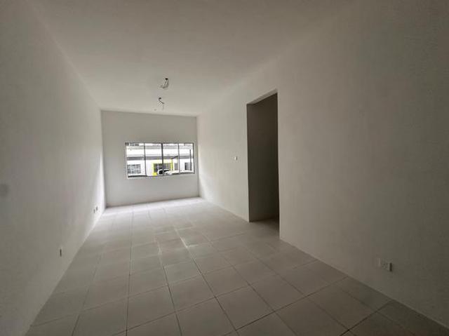 For SaleAcacia ApartmentMenggatalNew Bare Unit