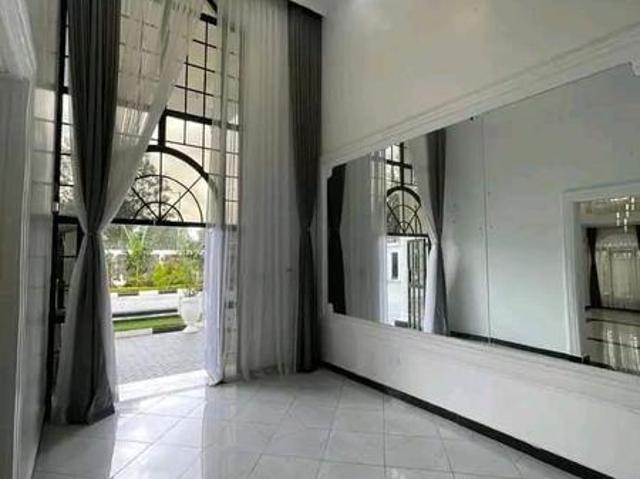 FOR SALE/RENT: Luxurious 7 Bedroom Villa Whitehouse in Karen, Nairobi