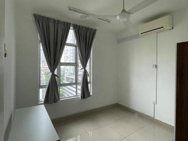 FOR SALERSKU Pangsapuri De Kiara Setia Alam