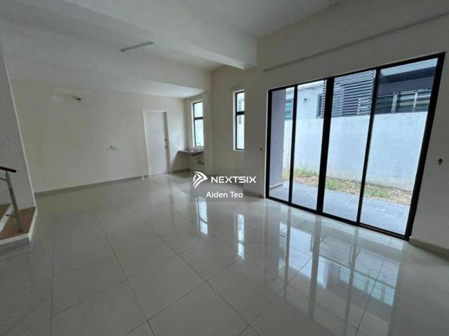 For Sales Merbok Merak Mas Double Storey FREEHOLD 22x70 4Bedroom 3Bathroom Fully Renovation Facing South Rm548k