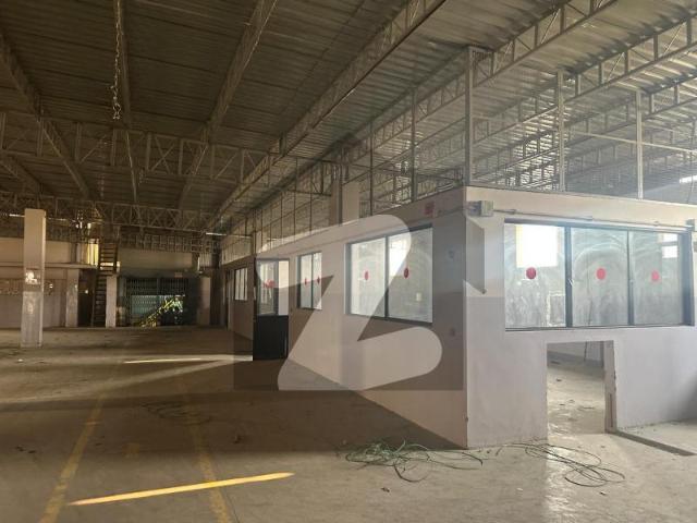 For School 4000 Sq Yards Available In Gulshan For School And Commercial Use With All Amentias Gulshan e Iqbal