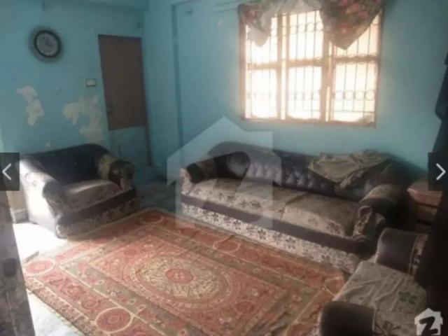 For sell 3 bed 3 bath flat for sell in garden. West open flat Karachi Diamond City ID 51936