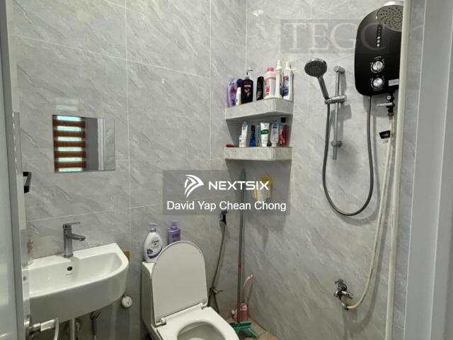 FOR SELL Hana Residence Setia Alam Apartment Middle Floor 3R2B 900sqft Freehold Non bumi lot Semi Furnished with cabinets 2 Car Park Selling Price RM455,000