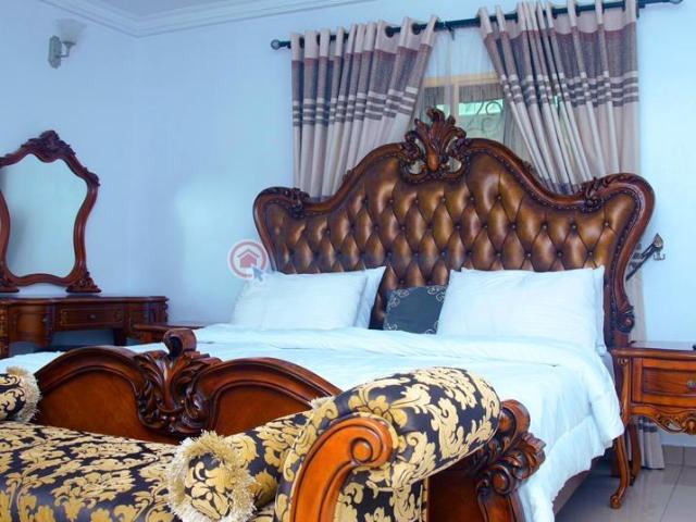 For shortlet: 5 bedroom Duplex No 2, abiola Akintoye, crescent, Beside Ashi Baptist Church Bodija. Ibadan Oyo PID: 7PCENY | Private Property Nigeria