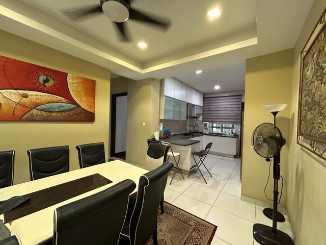 For RENT 4 MASTER ROOM Unit SUBANG OLIVES SUBANG JAYA SUNWAY LRT