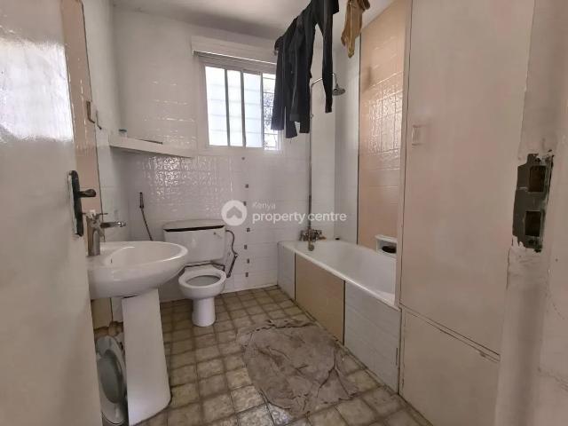 For Rent: 4 bedroom All ensuite Home, Old Muthaiga, Nairobi | Executive Residence For Rent, Old Muthaiga, Nairobi | 4 Beds, 4 Baths Ref: 65235 Kenya Property Centre KPC