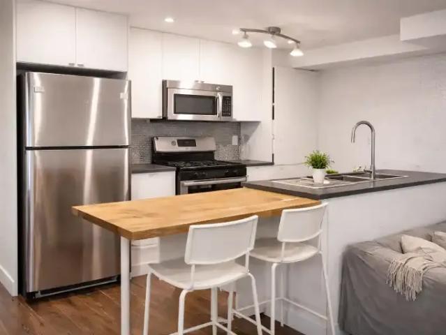 For Rent 4 Bedroom Apartment Ottawa ON DS103338194