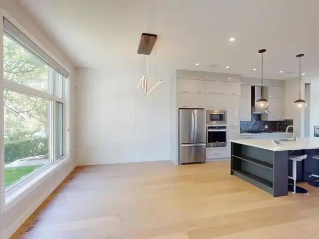 For Rent 4 Bedroom Apartment Calgary AB DLS103091542