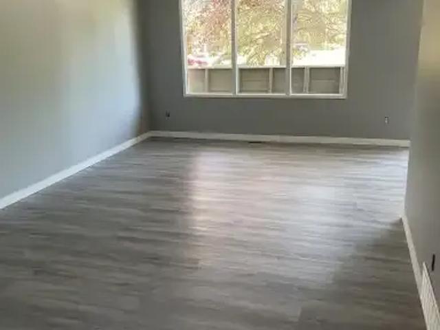 For Rent 4 Bedroom Apartment Calgary AB DS100668476