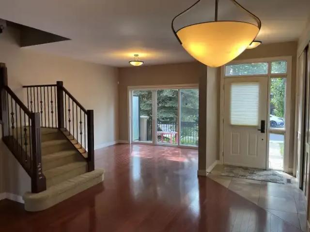 For Rent 4 Bedroom Apartment Calgary AB DS104535496