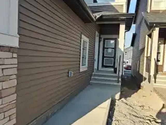 For Rent 4 Bedroom Apartment Calgary AB DS104563601