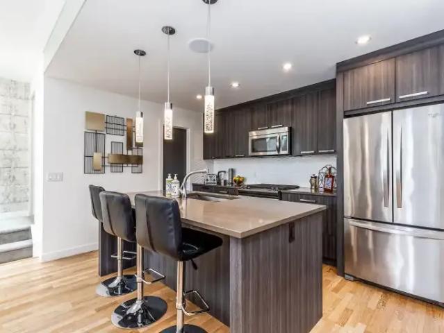 For Rent 4 Bedroom Apartment Calgary AB DS104940795