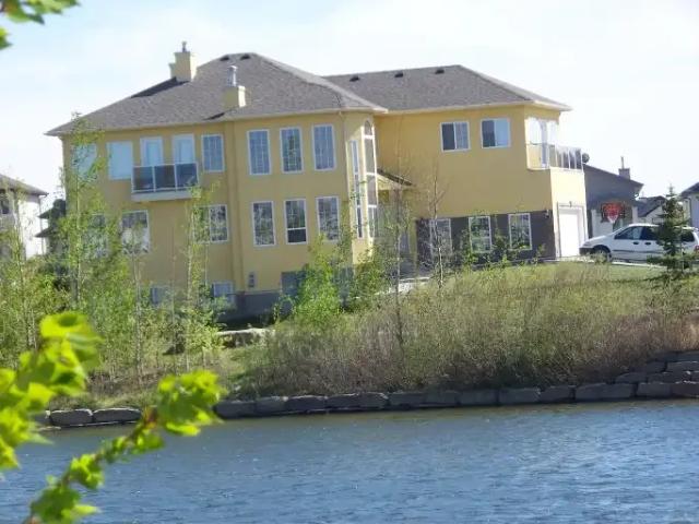 For Rent 4 Bedroom Apartment Calgary AB DS104180199