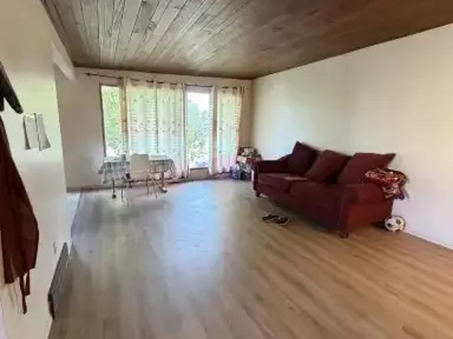 For Rent 4 Bedroom Apartment Calgary AB DS104181006
