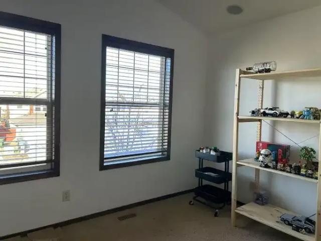 For Rent 4 Bedroom Apartment Calgary AB DS104181189