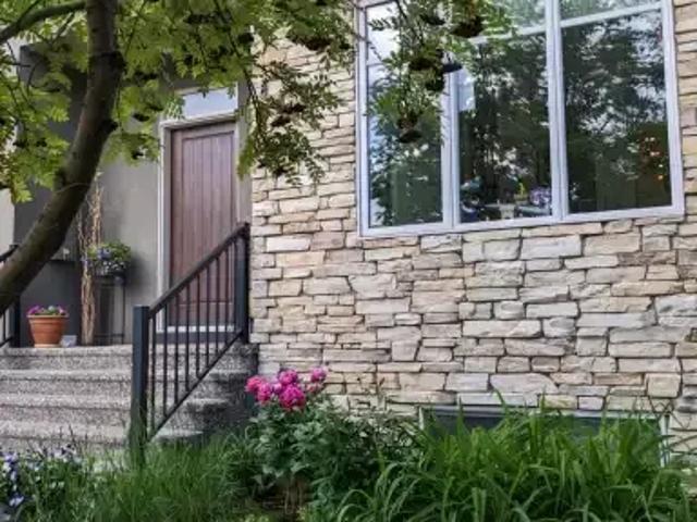For Rent 4 Bedroom Apartment Calgary AB DS104181192