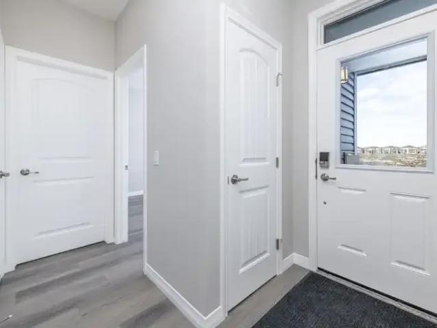 For Rent 4 Bedroom Apartment Calgary AB DS104182400