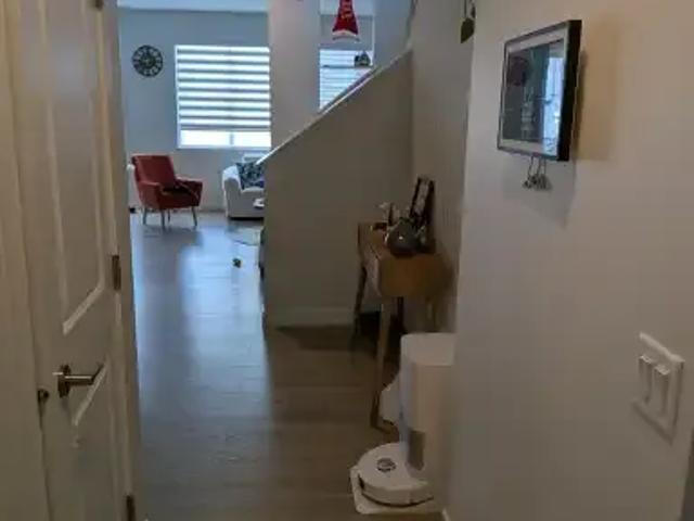 For Rent 4 Bedroom Apartment Calgary AB DS104182379
