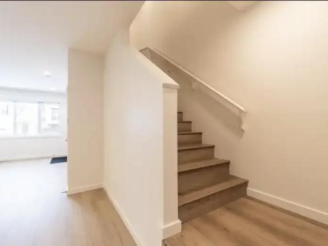 For Rent 4 Bedroom Apartment Edmonton AB DS104181673