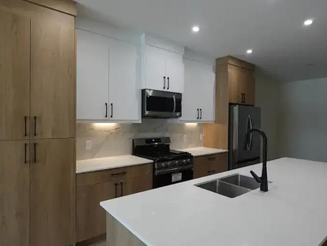 For Rent 4 Bedroom Apartment Edmonton AB DS103958396