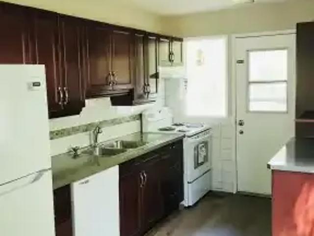 For Rent 4 Bedroom Apartment Leduc AB DLS103060464