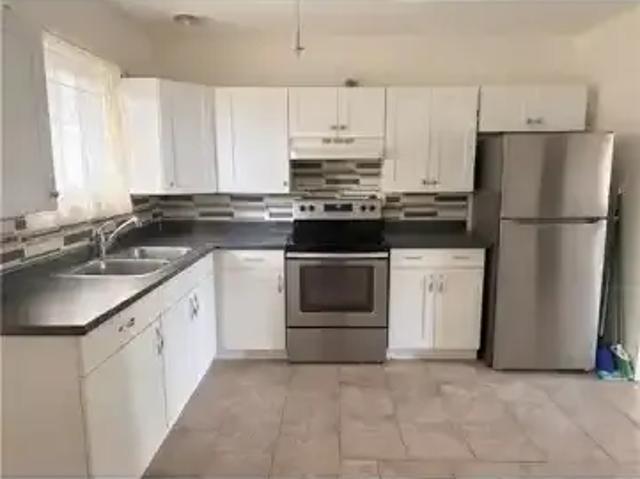 For Rent 4 Bedroom Apartment London ON DS105119023
