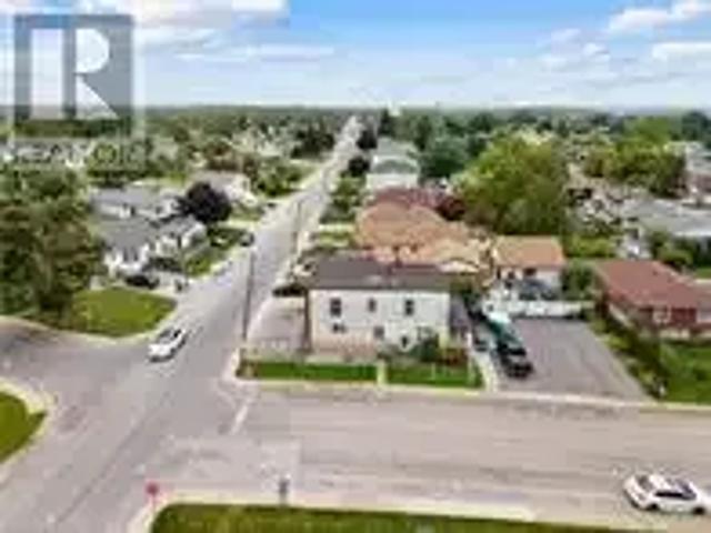 For Rent 4 Bedroom Apartment St. Catharines ON DS99794645