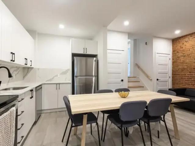 For Rent 4 Bedroom Apartment Ville Marie QC DS98340787