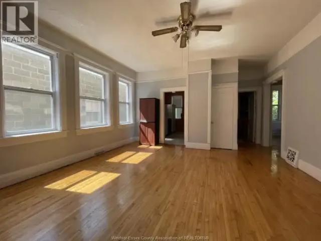 For Rent 4 Bedroom Apartment Windsor ON DS101090434