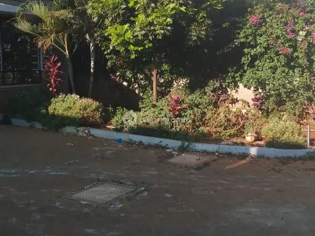 For Rent: 4 Bedroom, Balozi Estate, Muthaiga North, Muthaiga, Nairobi | 4 Beds, 2 Baths Ref: 11727 Kenya Property Centre KPC