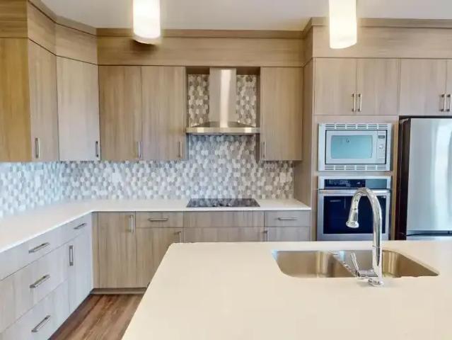 For Rent 4 Bedroom House Cochrane AB DS102846496