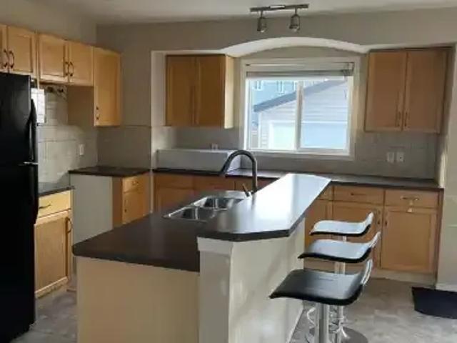 For Rent 4 Bedroom House Calgary AB DLS101773506