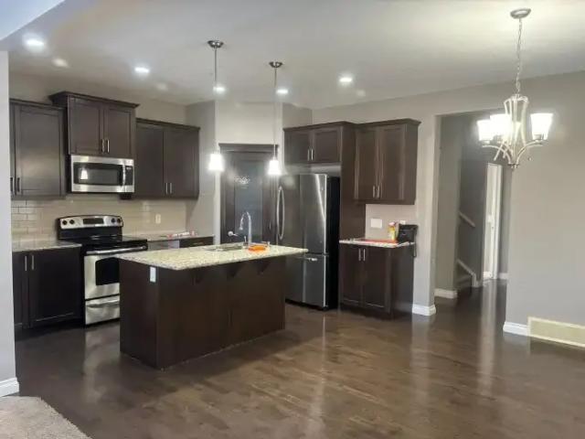 For Rent 4 Bedroom House Calgary AB DLS101773543