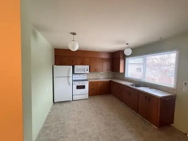 For Rent 4 Bedroom House Calgary AB DLS101986477