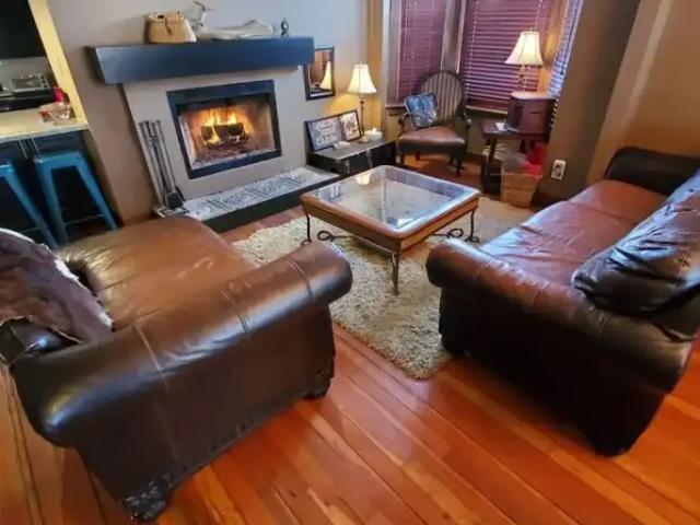 For Rent 4 Bedroom House Calgary AB DLS104180378