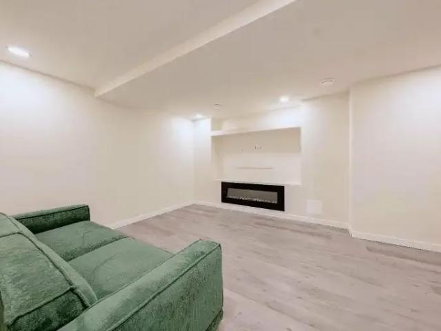 For Rent 4 Bedroom House Calgary AB DS101986660