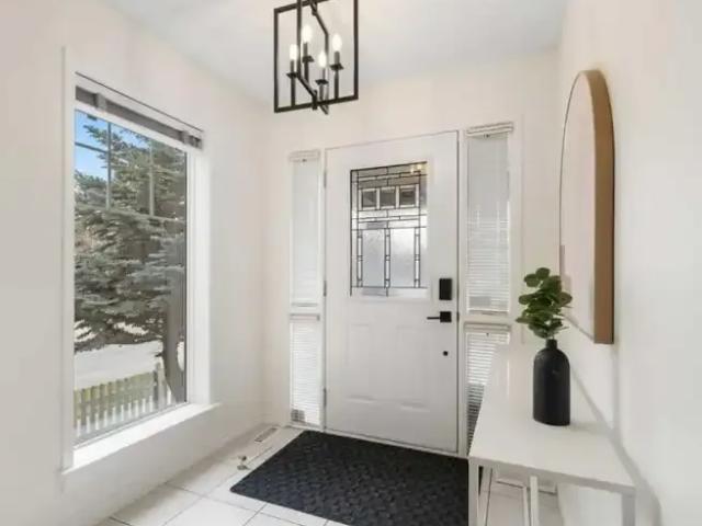 For Rent 4 Bedroom House Calgary AB DS102518742