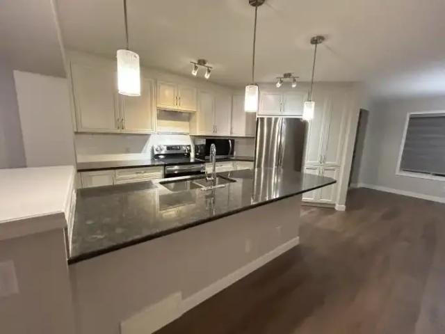 For Rent 4 Bedroom House Calgary AB DS102770883