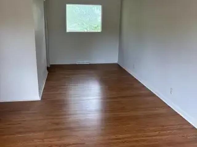 For Rent 4 Bedroom House Calgary AB DS102715402