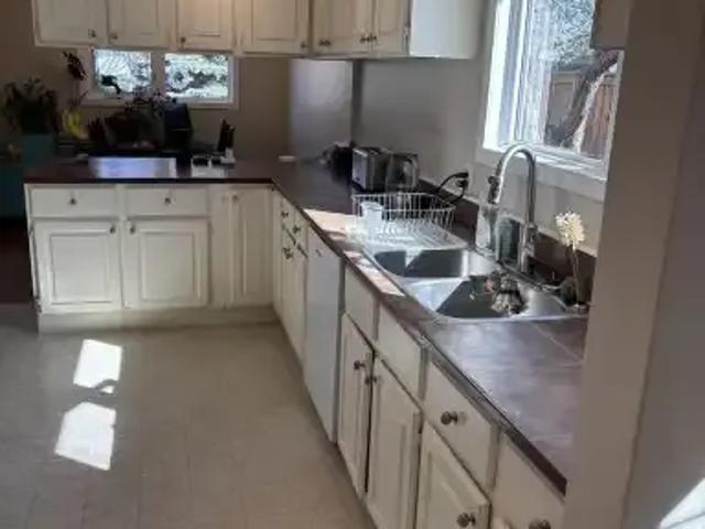 For Rent 4 Bedroom House Calgary AB DS102846560